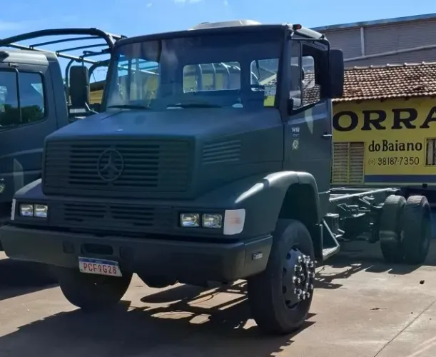 Mercedes-Benz 1418 - 2002 Militar 4x4