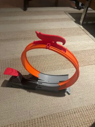 Loop Hot Wheels