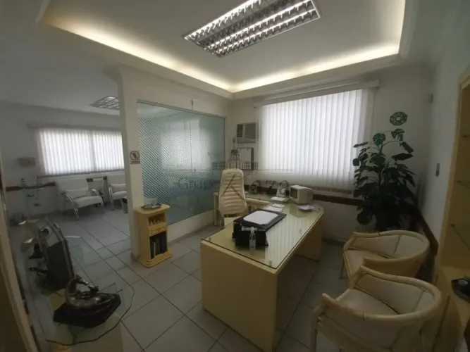 Prédio Comercial - Centro - Jacareí - 309,98m².