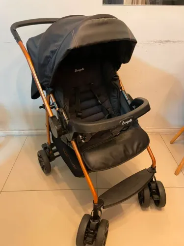 Vendo Carrinho Passeio e bebê conforto Burigotto Rio K preto e cobre. <br>