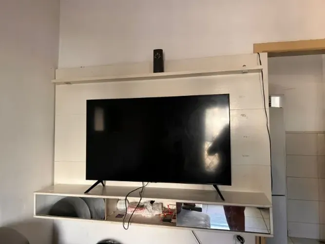 Painel com rack grande até 60' com espelho e led