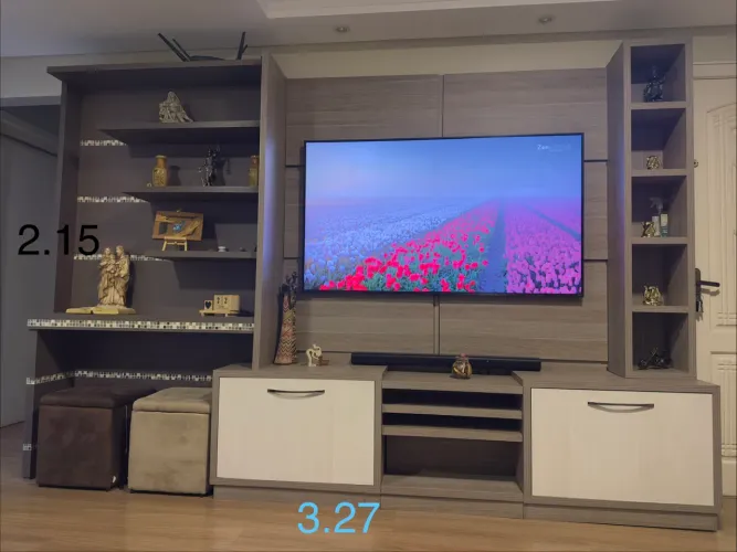 Conjunto Sala de Jantar - 6 cadeiras + Painel de TV completo e impecável