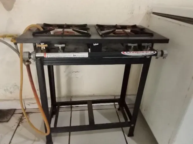 FOGÃO INDUSTRIAL 2 BOCAS 30X30 BAIXA-PRESSÃO ITAJOBI FOGÕES