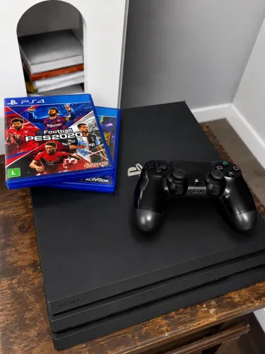 VENDE-SE PS4 PRO - PRONTO PARA JOGAR!