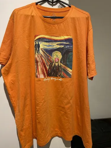 Camiseta Smiley O Grito plus size