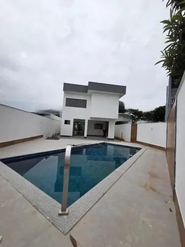 Casa a venda alto padrão com 5 suítes