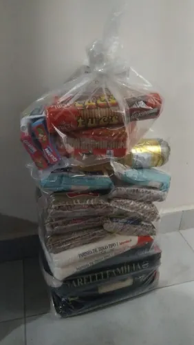 Cesta de alimentação tamanho GG. Aceito cartão de crédito e débito