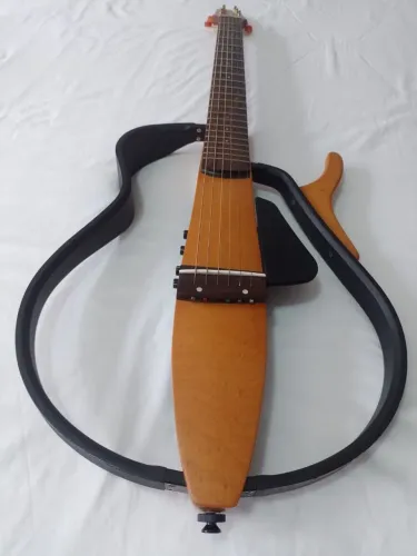 Violão Yamaha Silent SLG 110 S - O mais novo do Brasil
