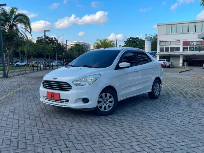Ford KA+ Sedan 1.5 16V Flex 4P 2015
