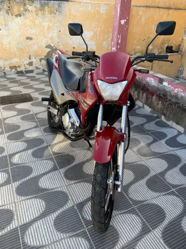 NX4- FALCON 400cc