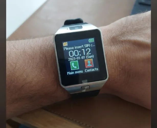 Smartwatch com Chip SIM e Câmera - Novo - Importado de Portugal