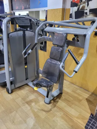 Supino technogym 