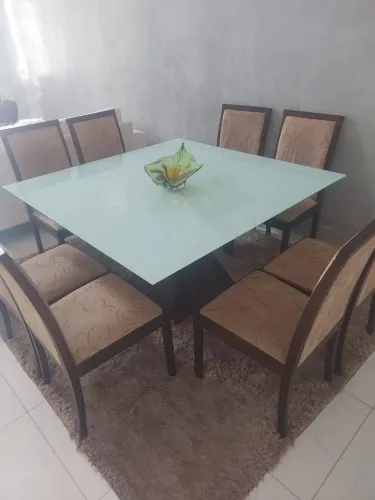 Mesa de 8 cadeiras