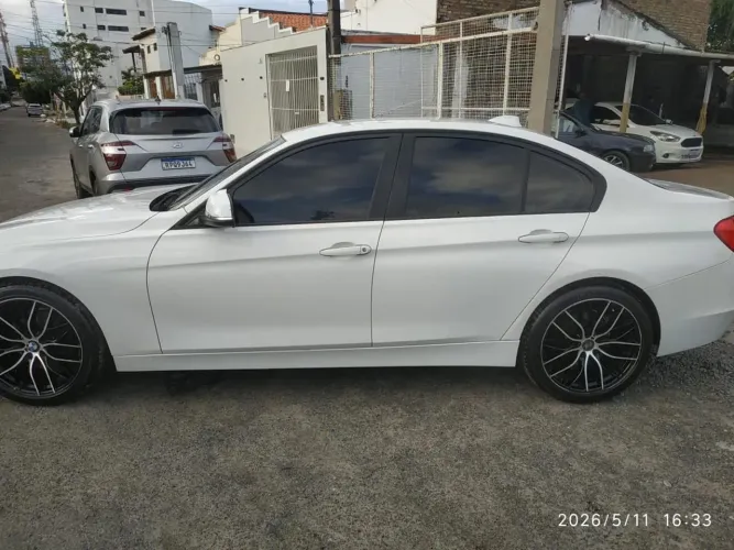 BMW 320I A 2.0 Turbo/activeflex 16V 184cv 4P 2014