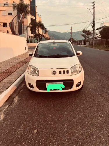 Fiat Uno Vivace/rua 1.0 EVO Fire Flex 8V 5P 2013