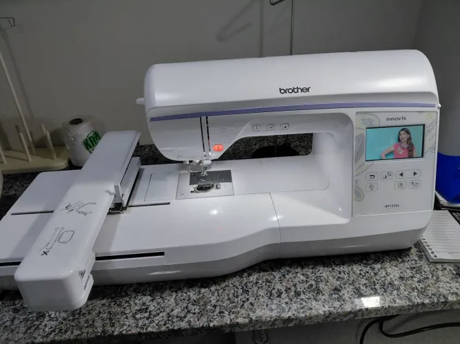 Vendo Máquina de bordar BP1530L