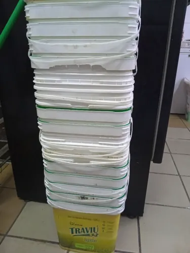 BALDES LIMPOS DE 15L
