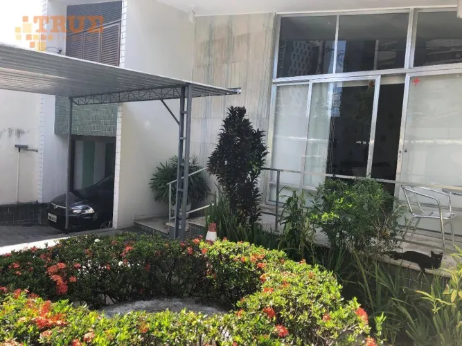 Casa com 3 dormitórios, 220 m² - venda por R$ 700.000,00 ou aluguel por R$ 7.001,00/mês -