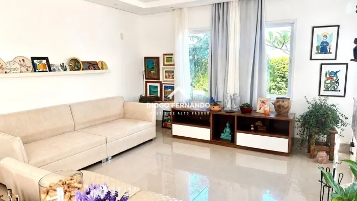 Casa de alto padrão à venda no Marinas do Campeche