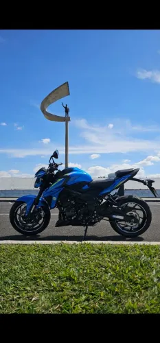 Suzuki GSX-S750 AZ Moto