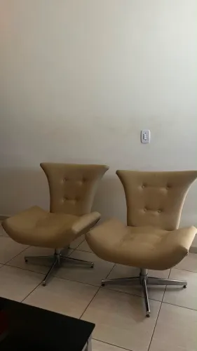 Cadeiras de apoio com pés de inox