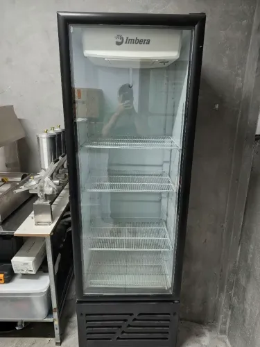 Refrigerador Expositor Vertical Imbera 449L (VRS16 - 127v)