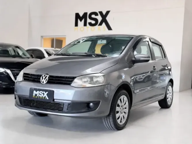 Volkswagen Fox 1.0 MI Total Flex 8V 5P 2014