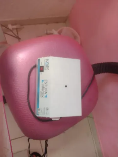 Vendo estufa esterilizadora nova com pouco tempo de uso