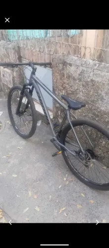 Vendo bicicleta aro 29 dropp Sw4.0 de alumínio Com pequenos defeitos