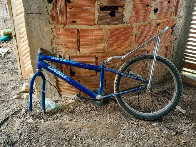 Bicicleta aro 24 (quadro caloi) para reforma ou peças 
