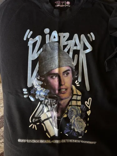Camiseta Justin Bieber oversized - tamanho M