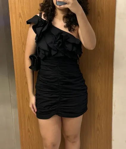 vestido preto zara