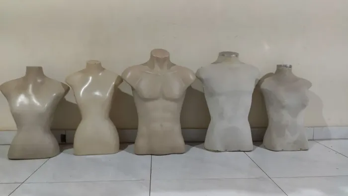 Manequins