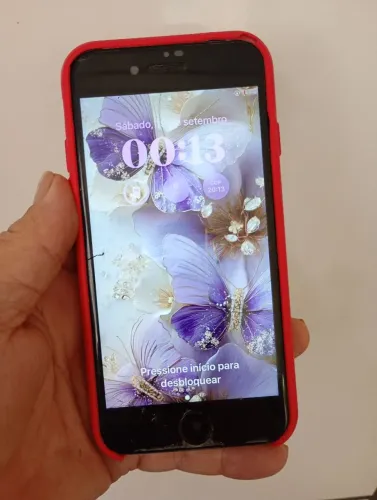 iPhone 8 64 GB cinza espacial 100% funcional (bateria 82%)