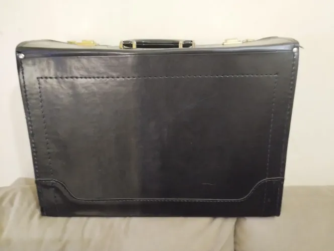 Maleta Executiva em Couro.