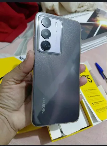Realme C75 ainda na garantia até dezembro 2026
