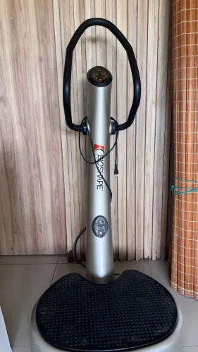 PLATAFORMA VIBRATÓRIA BIOSHAPE - SUA ACADEMIA EM CASA! 