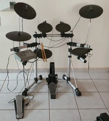 Bateria eletrônica Staff Drum