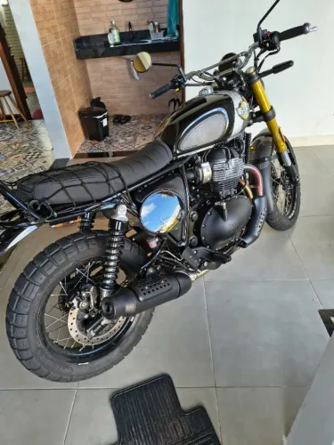 Vendo Royal Enfield Interceptor Bear 650 zerada