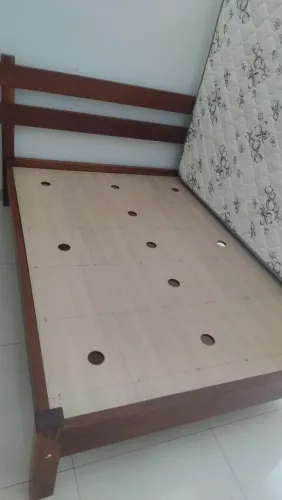 Cama de casal + colchão d45 