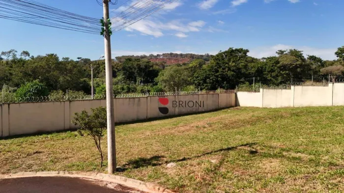 Terreno alto padrão com 463m², à venda no Condomínio Terra de San Pedro em Ribeirão Preto/