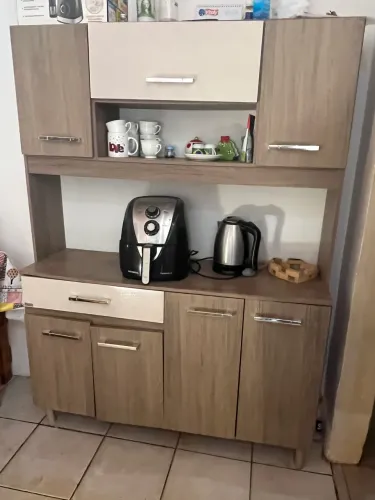 Armário de cozinha à venda!