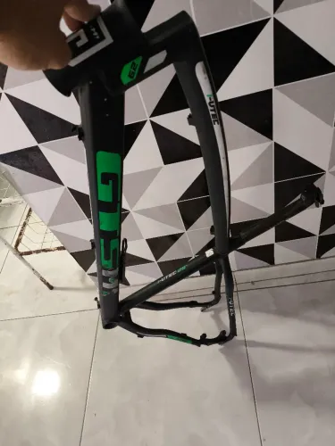 Quadro GTS M1 I-VTEC 17"