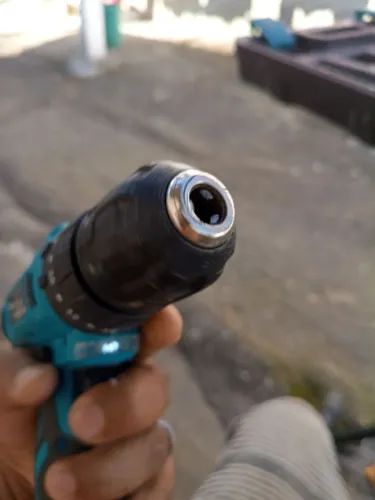 Furadeira parafusadeira