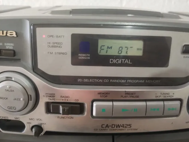 Mini Aiwa CA-DW425 portátil