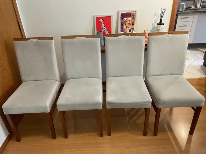 Conjunto 4 Cadeiras de Jantar Madeira e Estofadas