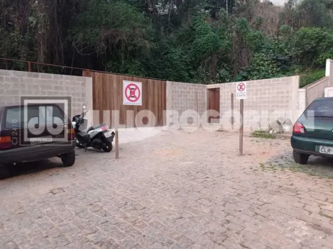 Terreno-À VENDA-Centro-Niterói-RJ