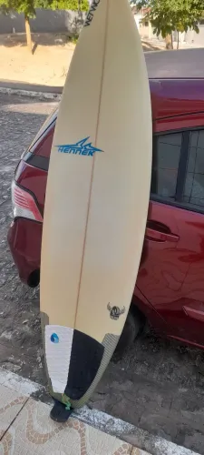 Prancha Hennek 5'11 imperdível