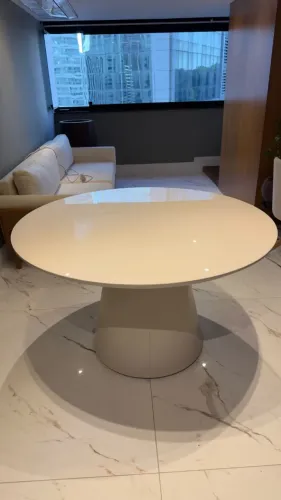 Mesa de jantar redonda