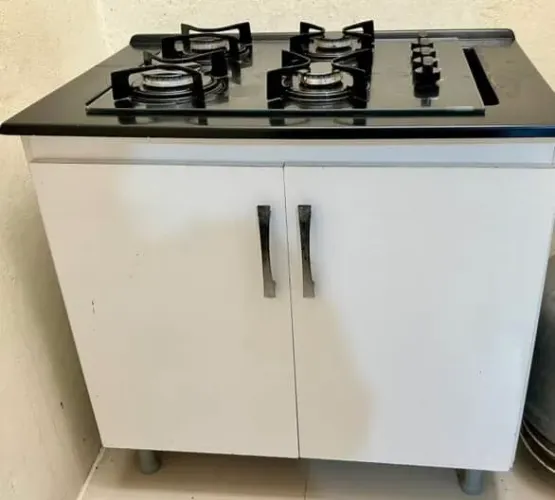 Vende-se Cooktop 4 Bocas Novo/ Balcão vem junto 